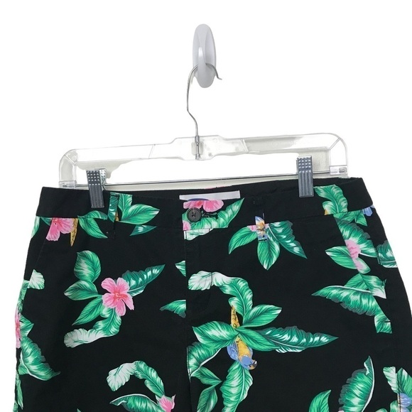 Old Navy Black Floral Everyday Shorts Size 6 - Picture 2 of 10